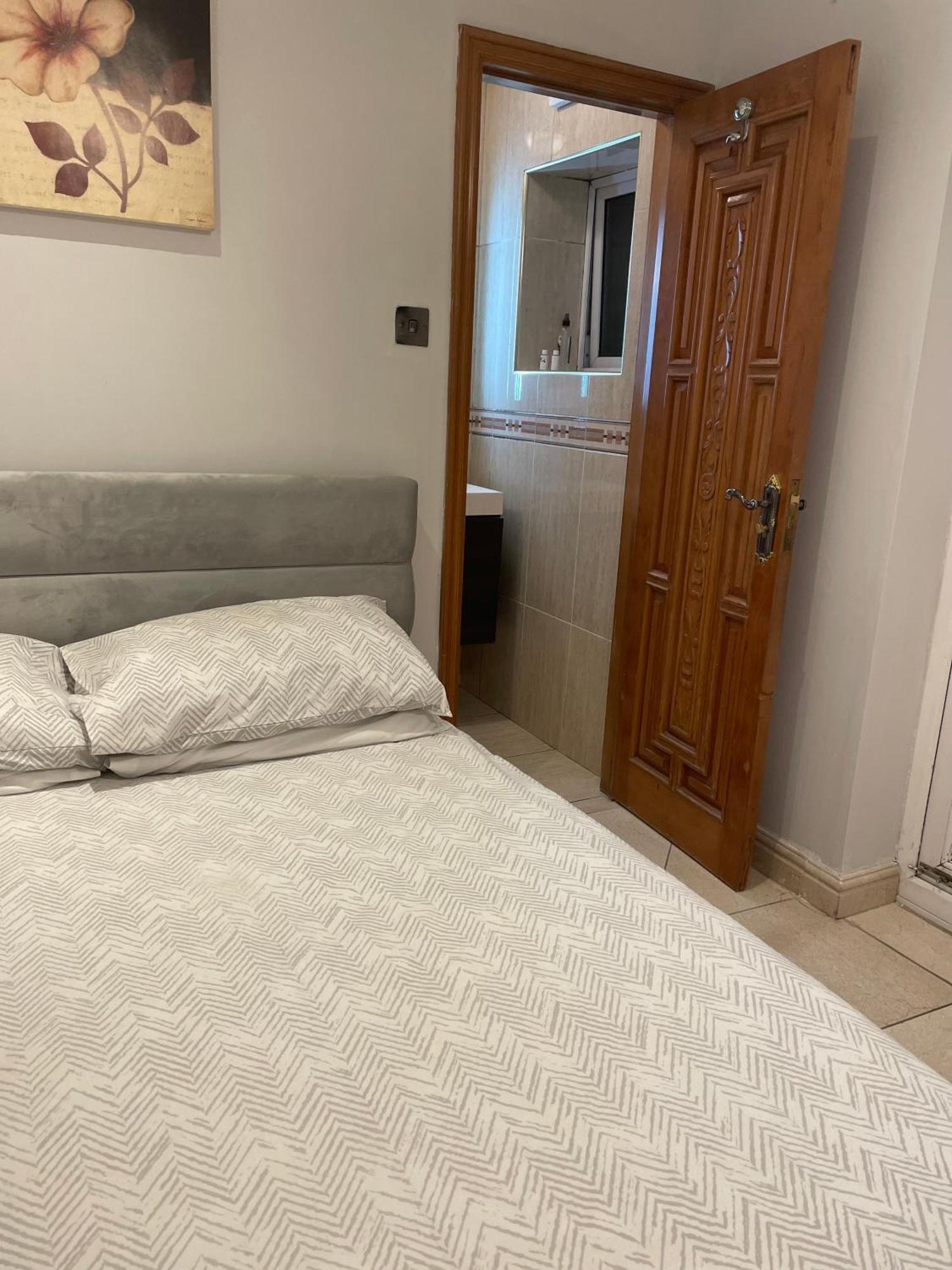 North London Studio Apartment Экстерьер фото